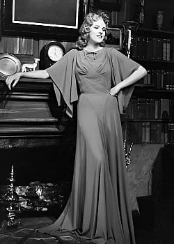Leonora Corbett